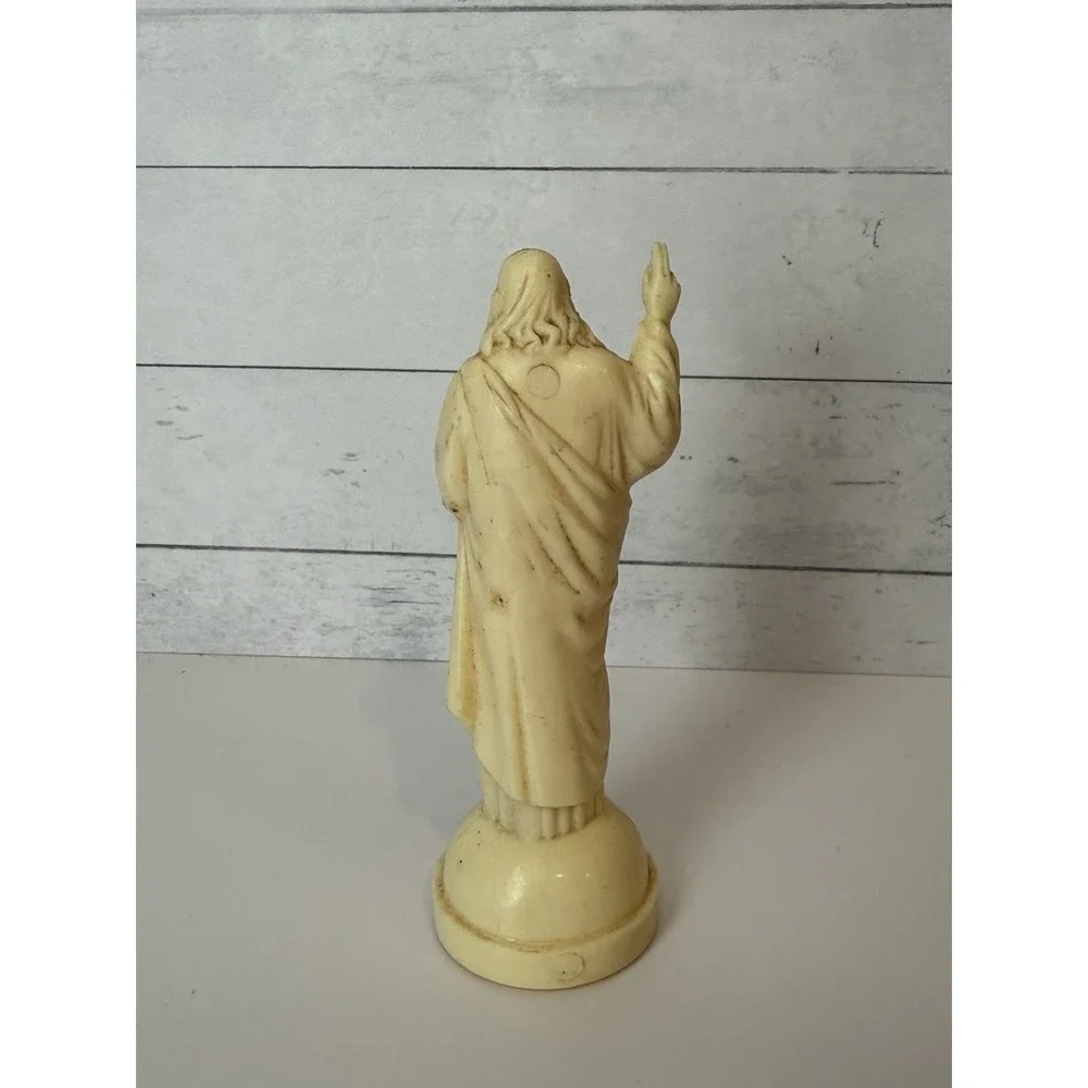VTG Walls Mississippi Sacred Heart Jesus Dashboard Auto Companion Plastic 4.5
